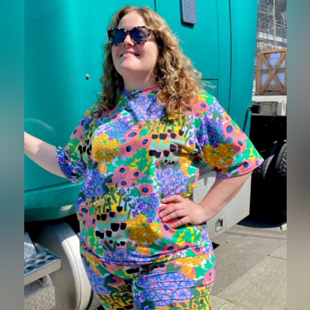Nooworks oversized tee in People I've loved